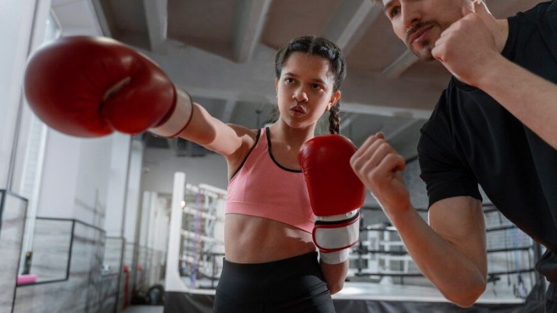 Descubra os Inúmeros Benefícios de Treinar em uma Academia de Boxe